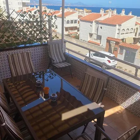 Bungalow Sea & Airport Guest house Arenales del Sol
